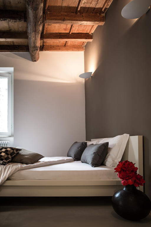 Fontana Rooms Lake Como Room photo